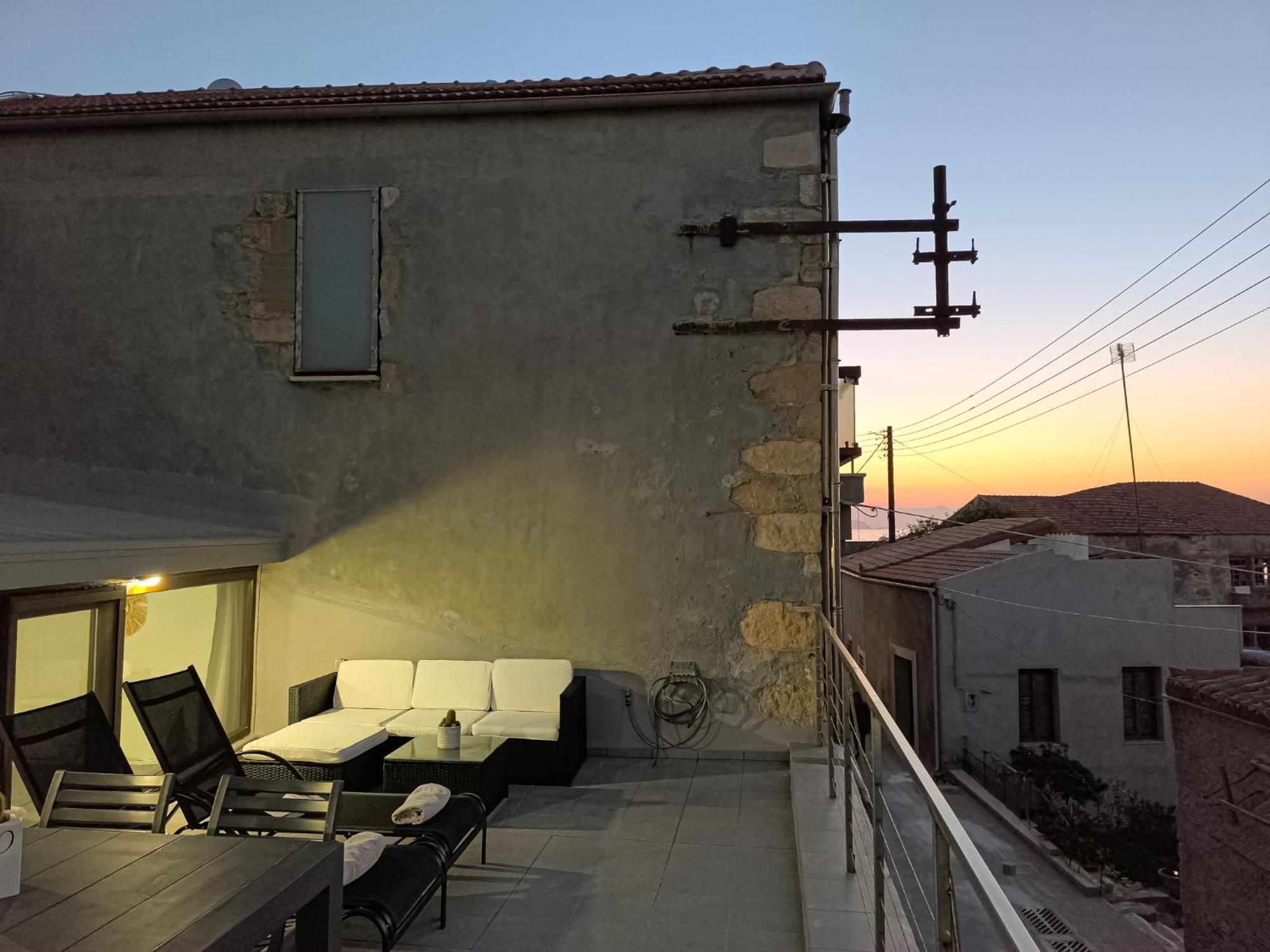Charming Old Tannery House With Spacious Veranda And Stunning Sea View! Chania  Luaran gambar